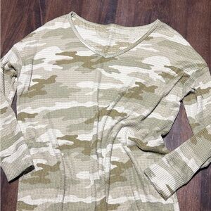 American Eagle Outfitters Gray and Green Knit Sweater